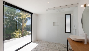 Resa Estates Ibiza for sale villa sea views koop bathroom 5.jpg